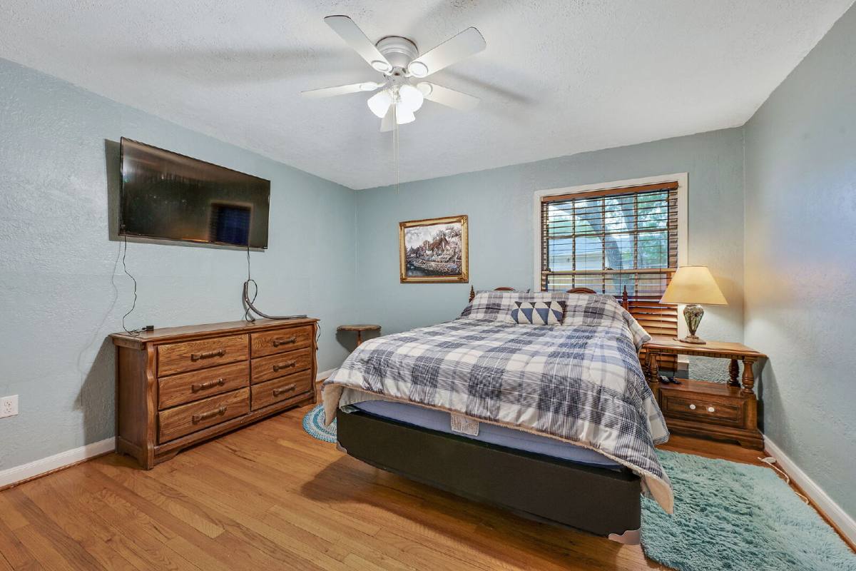 House for rent at 1030 Walton Dr, College Station, TX 77840