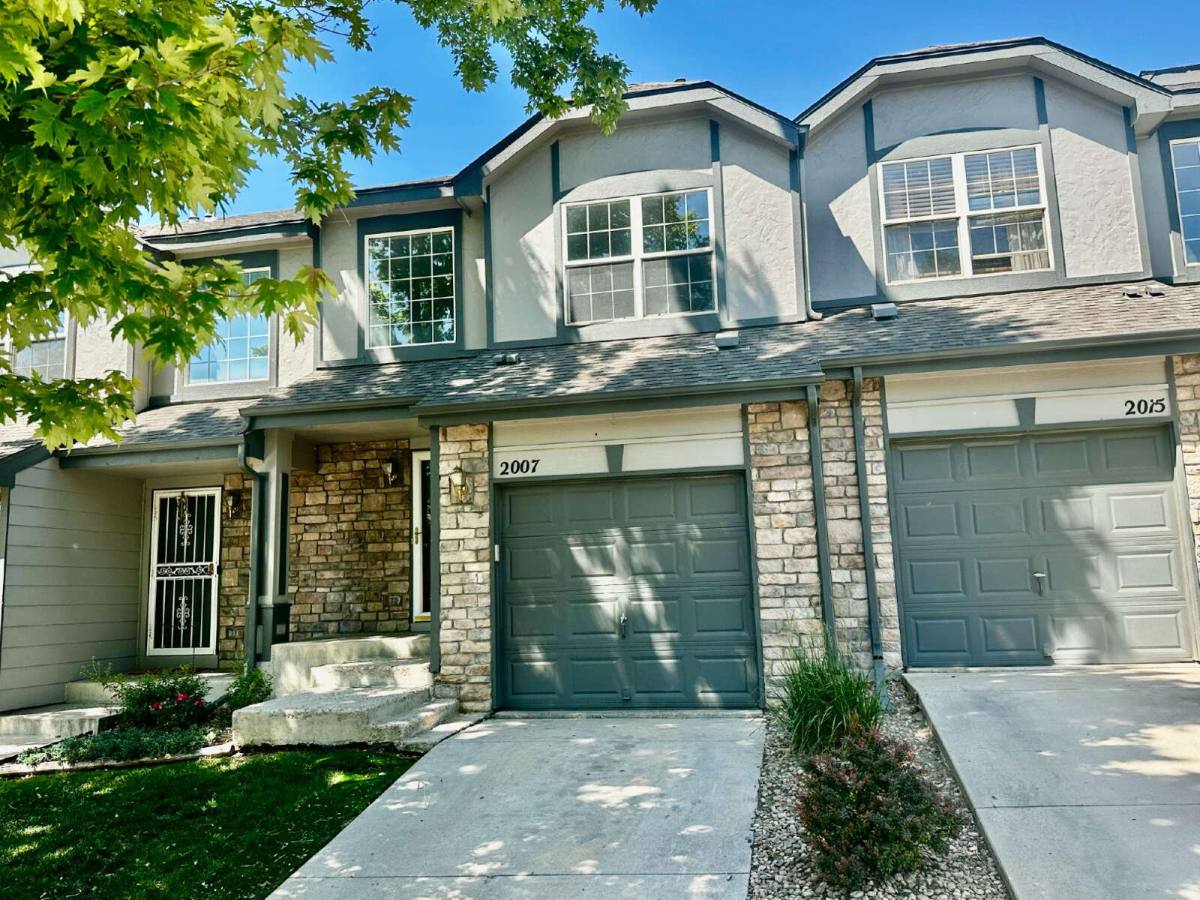 Townhouse for rent at 2007 E 103rd Ave, Denver, CO 80229