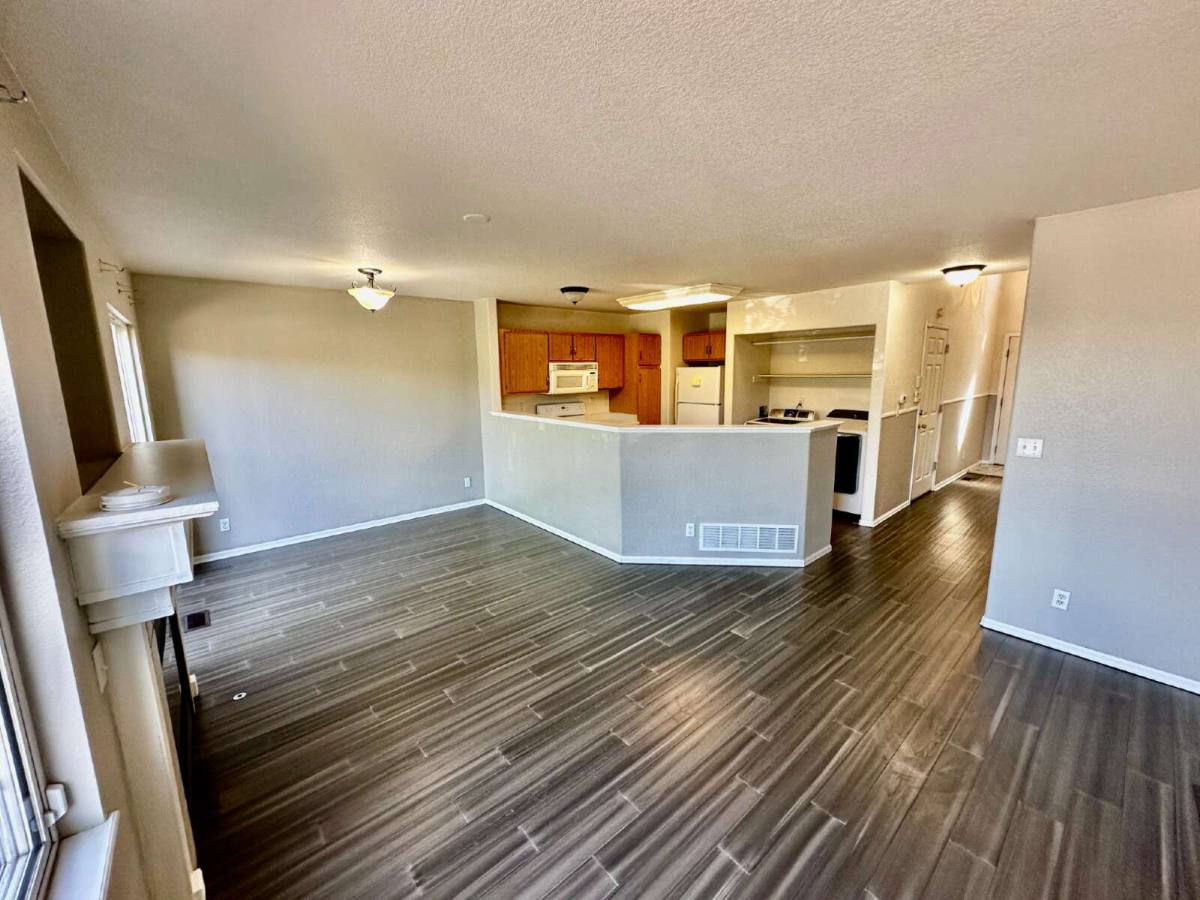 Townhouse for rent at 2007 E 103rd Ave, Denver, CO 80229