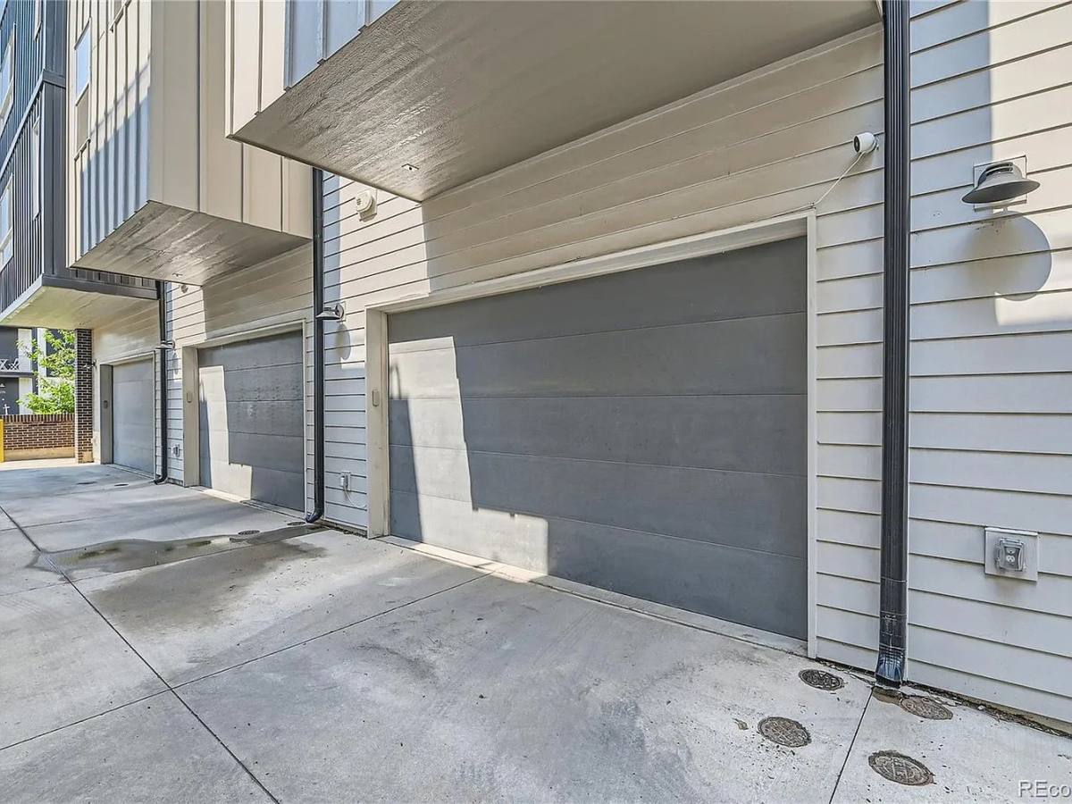 Townhouse for rent at 1284 Stuart St, Denver, CO 80204