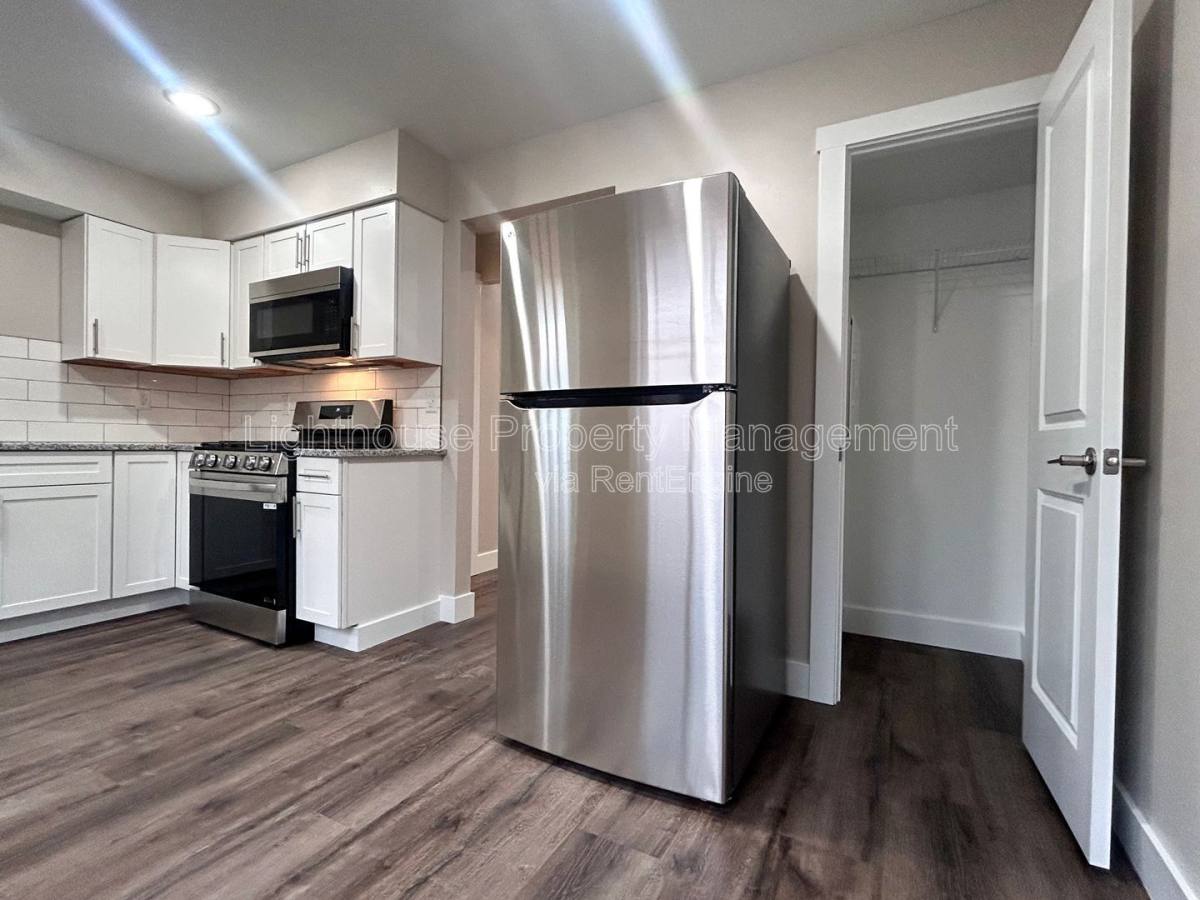 Apartment for rent at 2875 Taft Ave SW, Wyoming, MI 49519