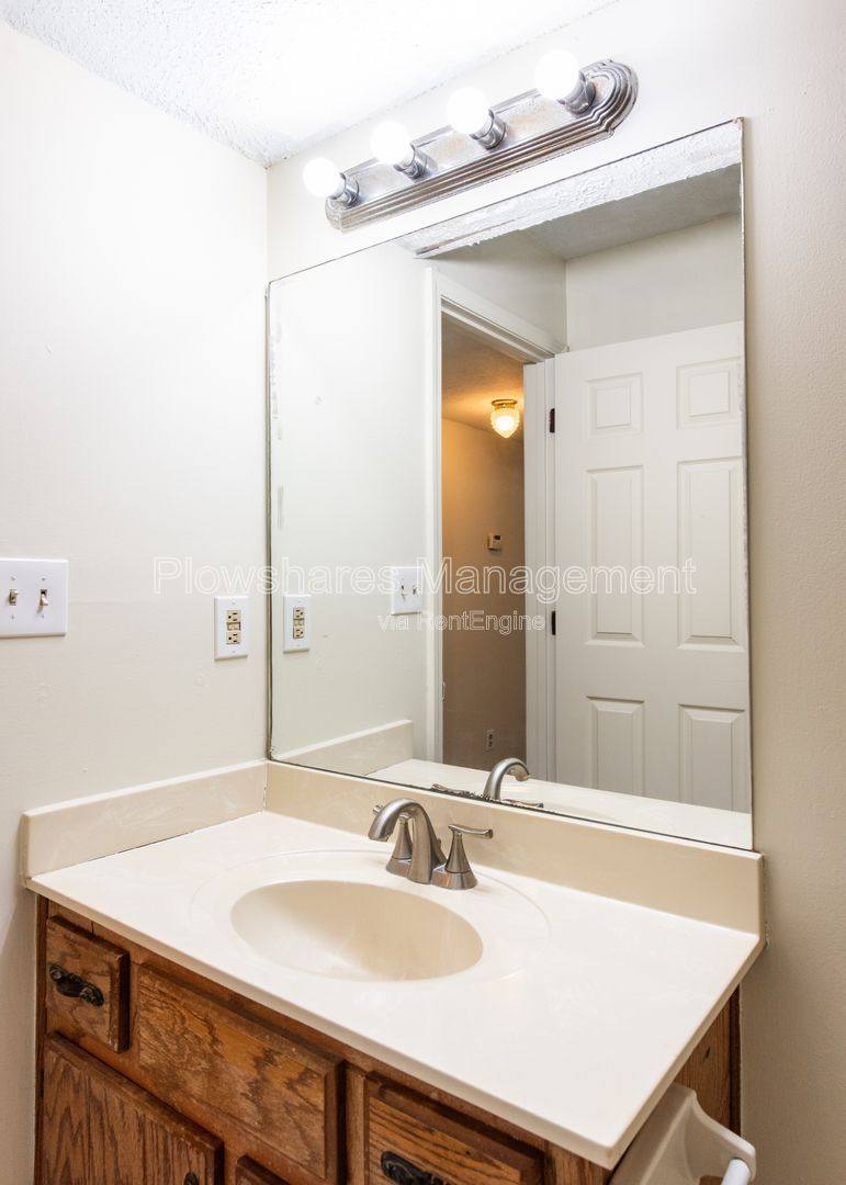 Apartment for rent at 114 E Florence Ave #19, Louisville, KY 40214