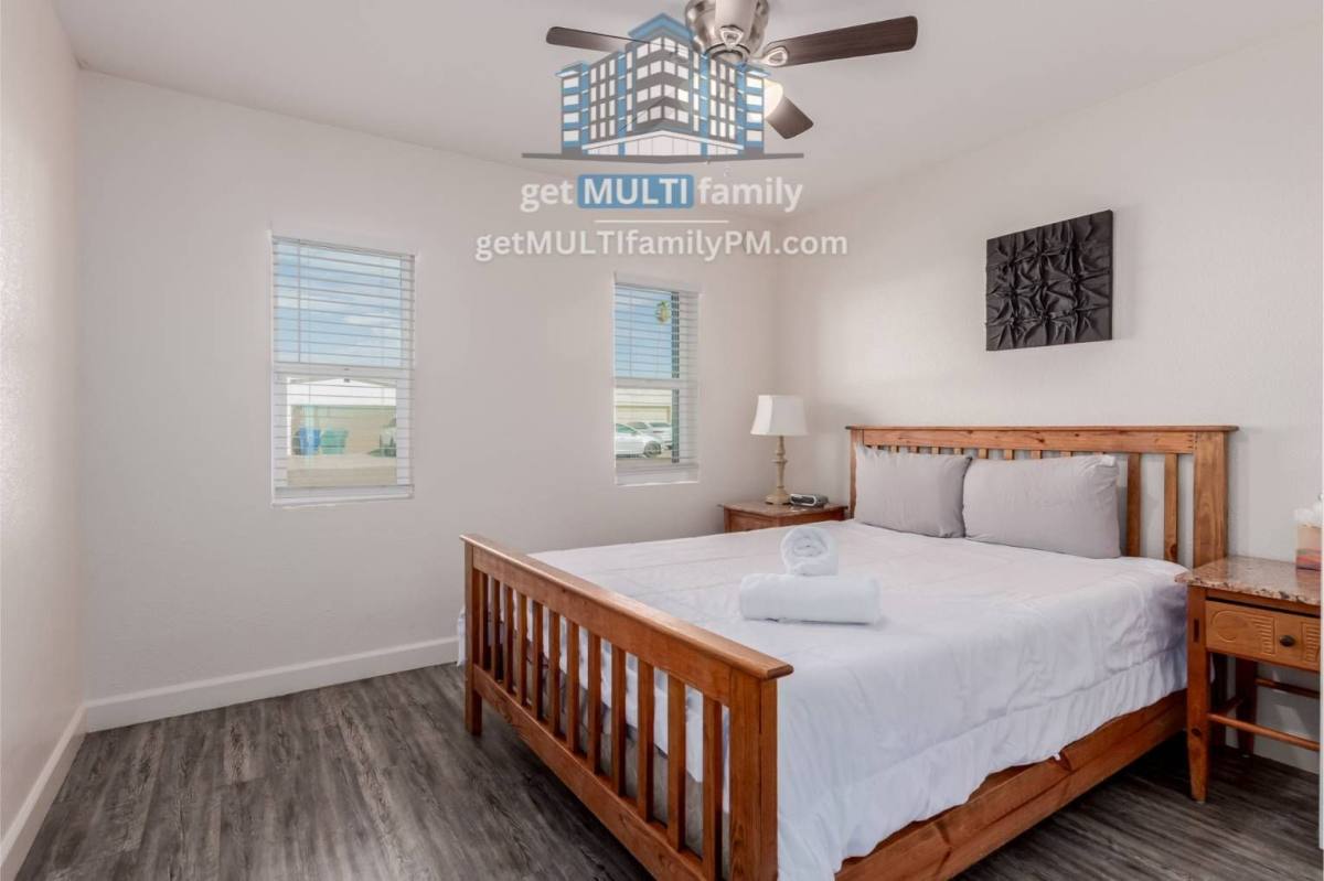 Apartment for rent at 515 W Pebble Beach Dr, Tempe, AZ 85282
