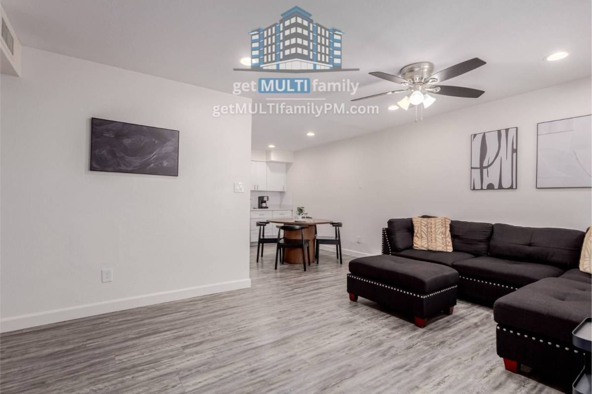 Apartment for rent at 515 W Pebble Beach Dr, Tempe, AZ 85282