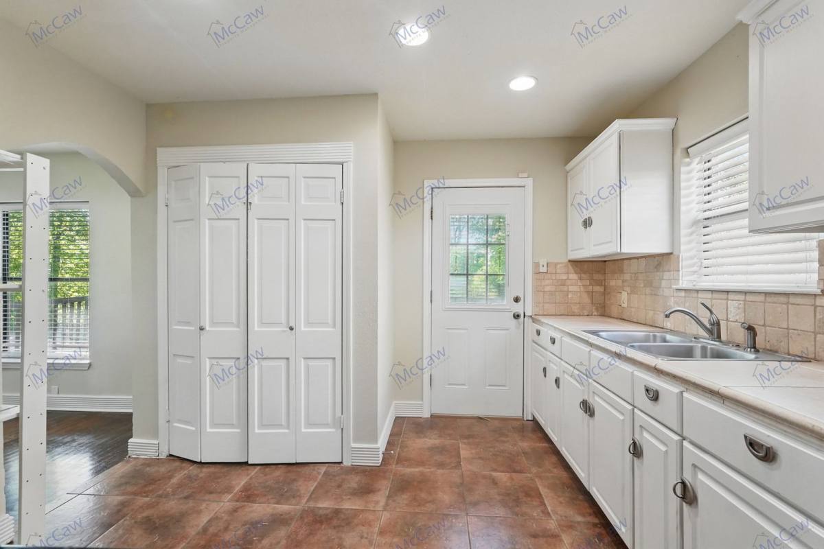 House for rent at 4710 Wateka Dr, Dallas, TX 75209