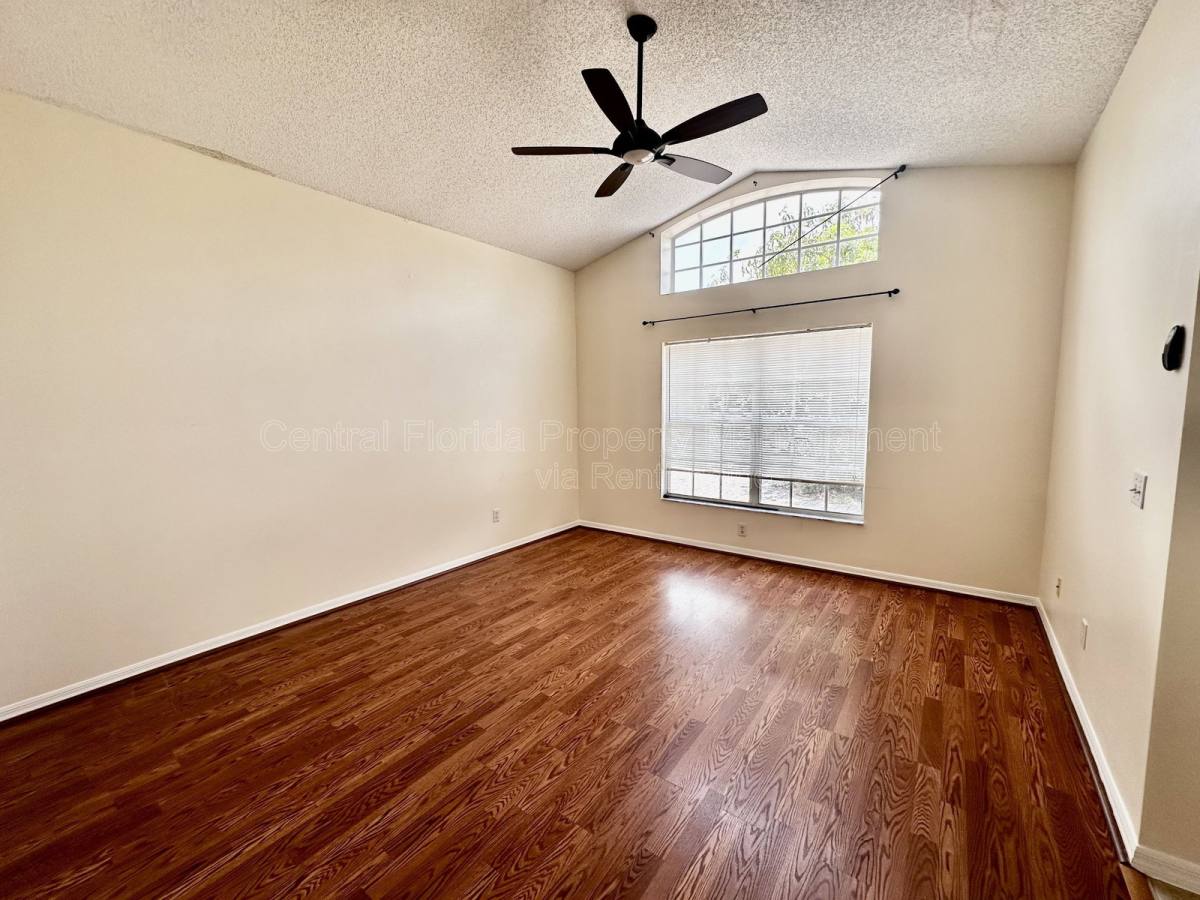 House for rent at 9217 Telfer Run, Orlando, FL 32817