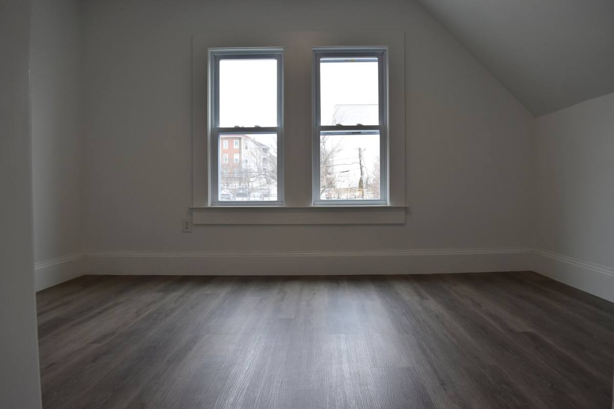 Apartment for rent at 70 Arlington St #3, Worcester, MA 01604