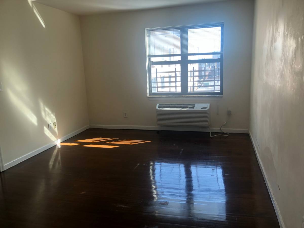 Apartment for rent at 529 54th St #5, Passaic, NJ 07055