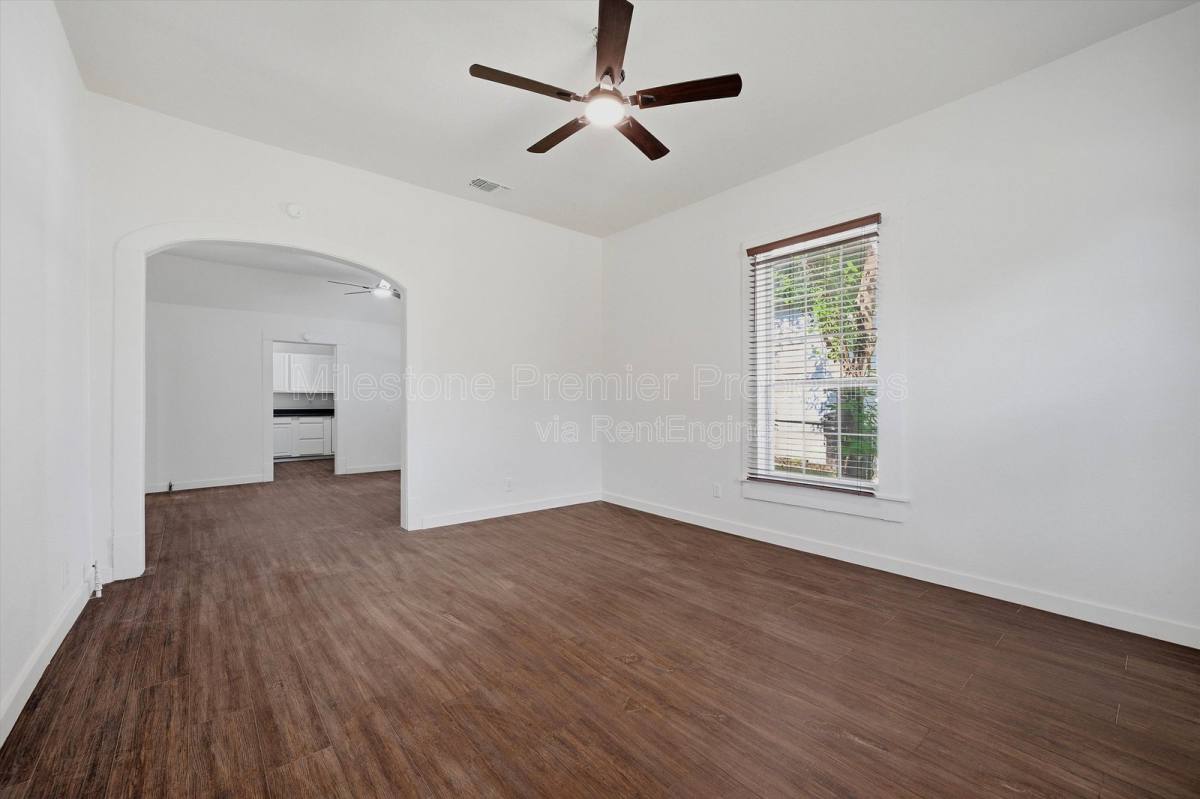 House for rent at 1008 W Morgan St, Denison, TX 75020