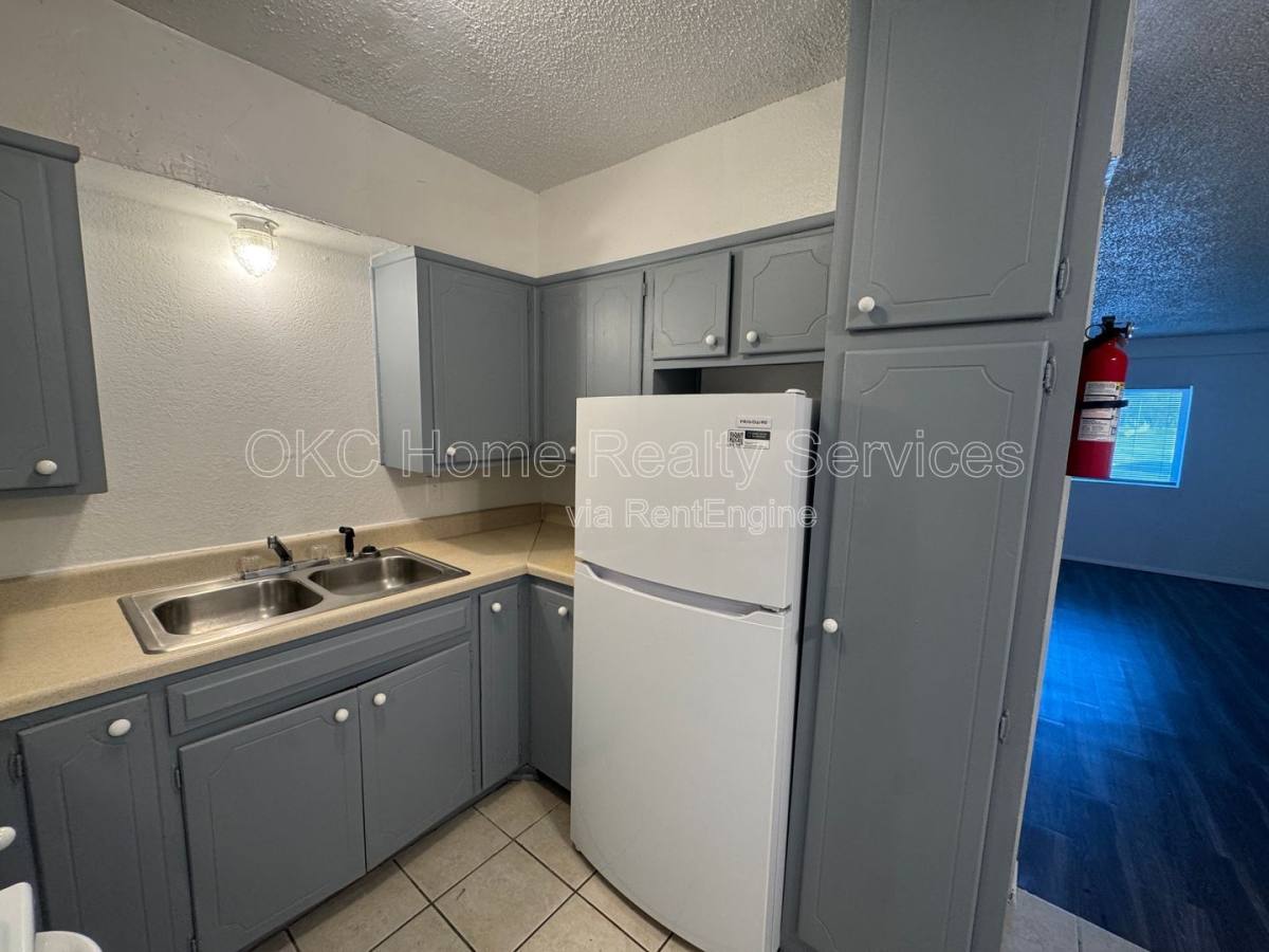 Apartment for rent at 708 NE 27th St Liberty Station #1, Oklahoma City, OK 73105