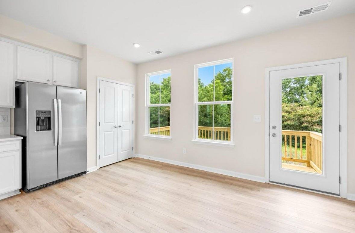 Townhouse for rent at 3310 Beeler Lane, Charlotte, NC 28208