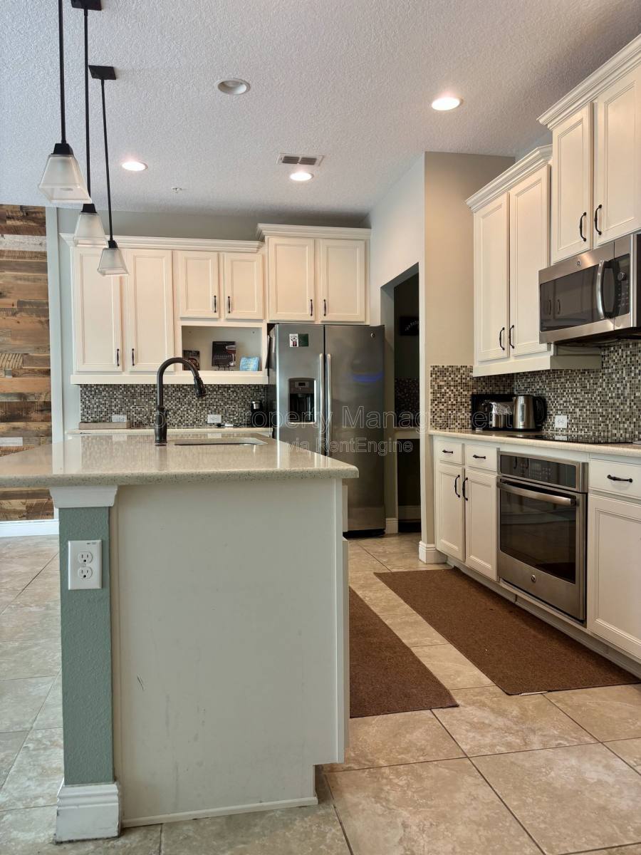 Townhouse for rent at 1114 Palma Verde Place, Apopka, FL 32712
