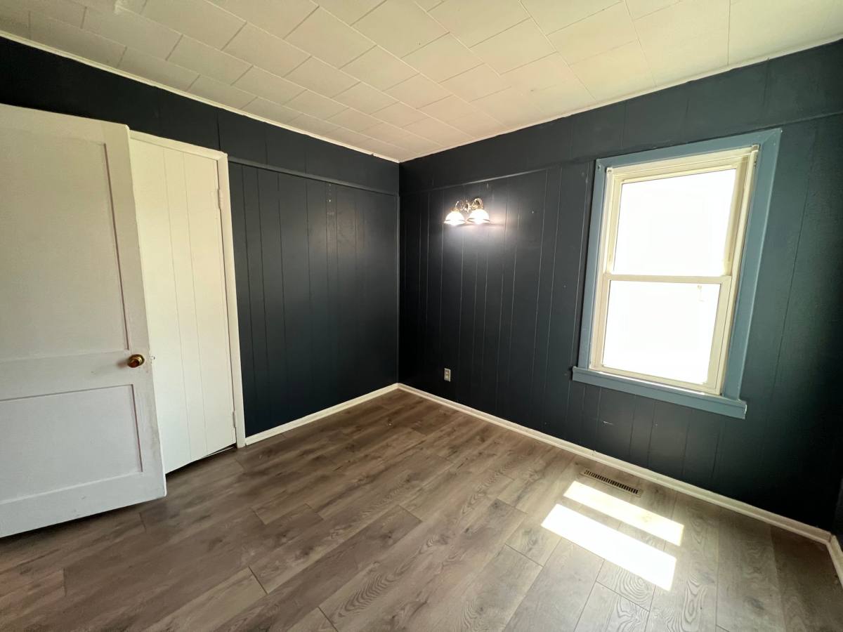 House for rent at 141 S Custer, Wichita, KS 67213