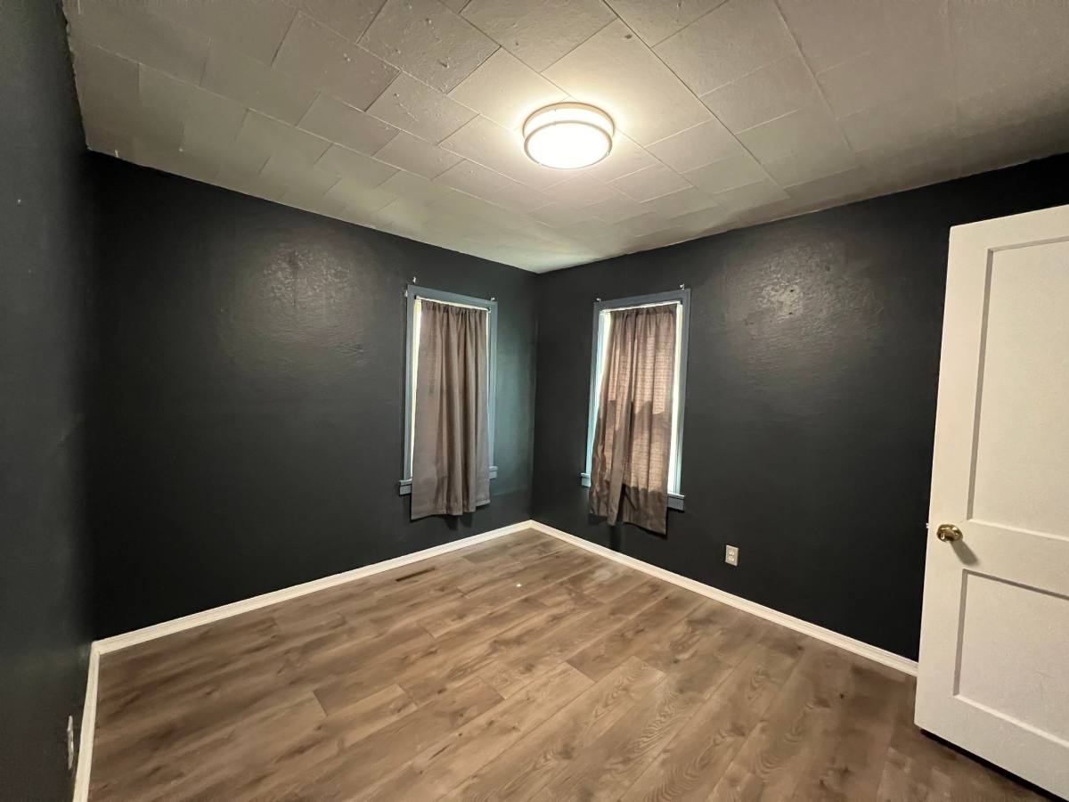 House for rent at 141 S Custer, Wichita, KS 67213