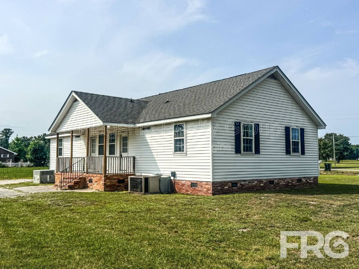 Apartment for rent at 1716 Tommys Rd #A, Goldsboro, NC 27534