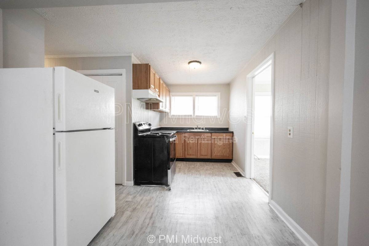 House for rent at 270 S Lasalle St, Indianapolis, IN 46201