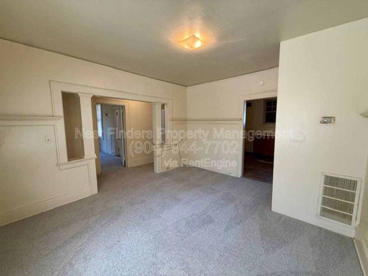 House for rent at 2309 College St, Jacksonville, FL 32204