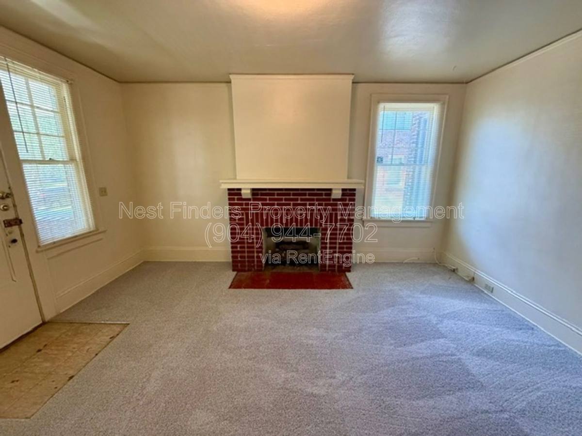 House for rent at 2309 College St, Jacksonville, FL 32204