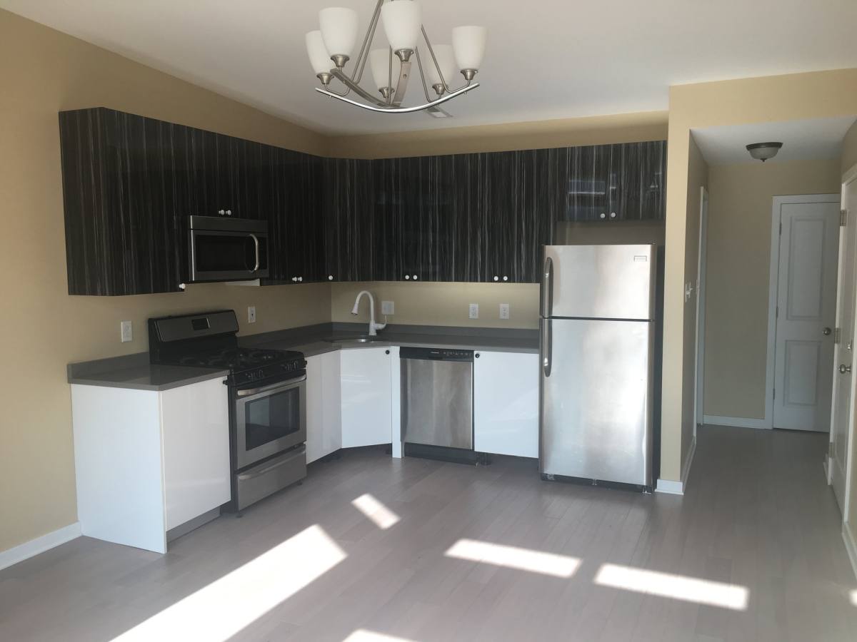 Apartment for rent at 718 N 15th St #4, Philadelphia, PA 19130