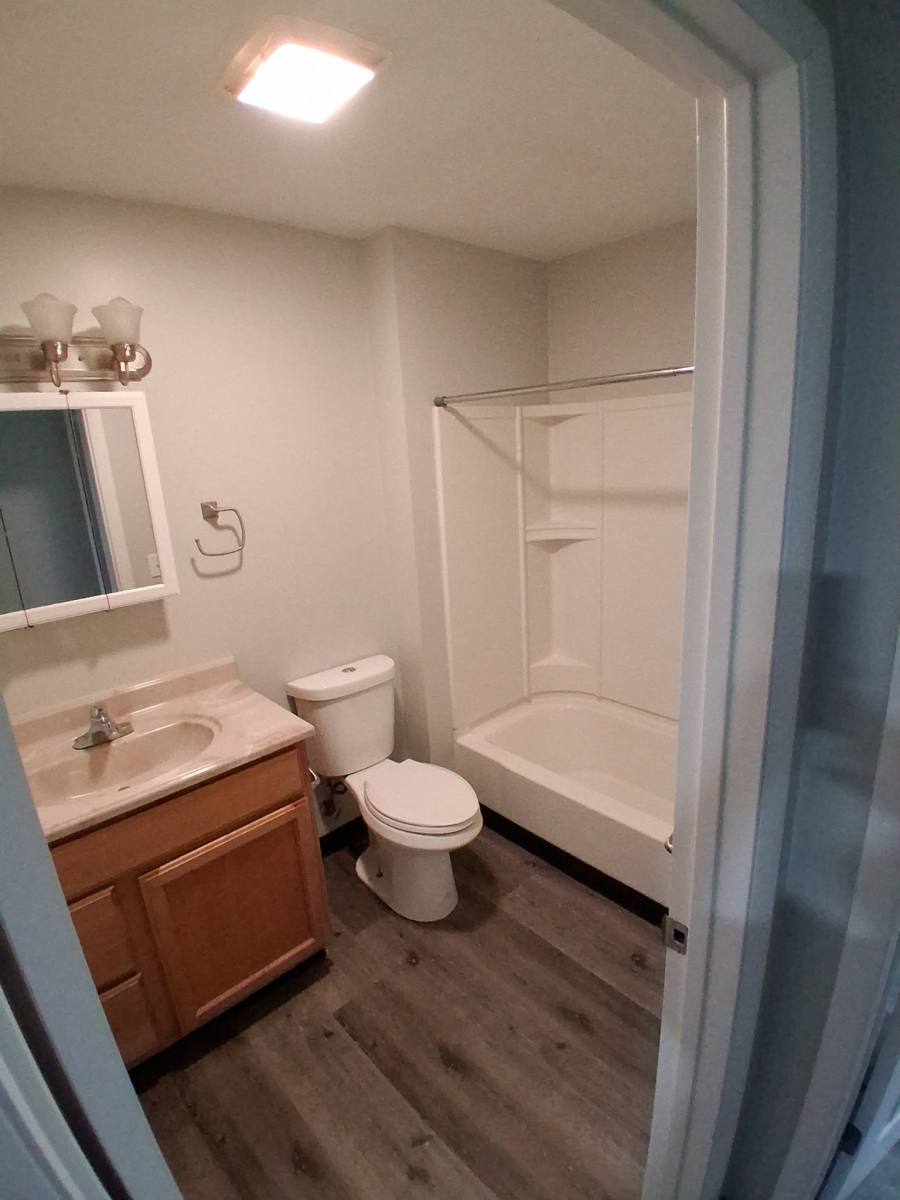 Apartment for rent at 204 Grand Ave #15, Johnson City, NY 13790
