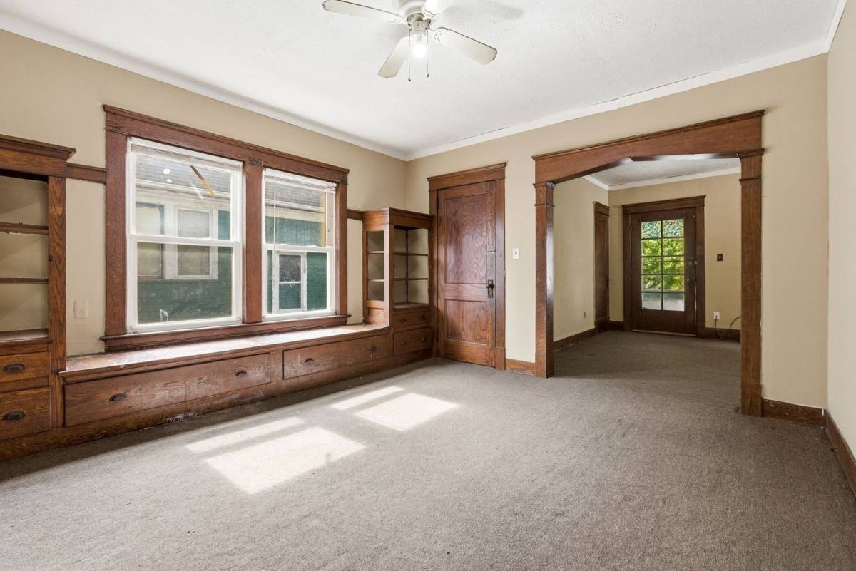 Apartment for rent at 13615 Earlwood Rd, Cleveland, OH 44110