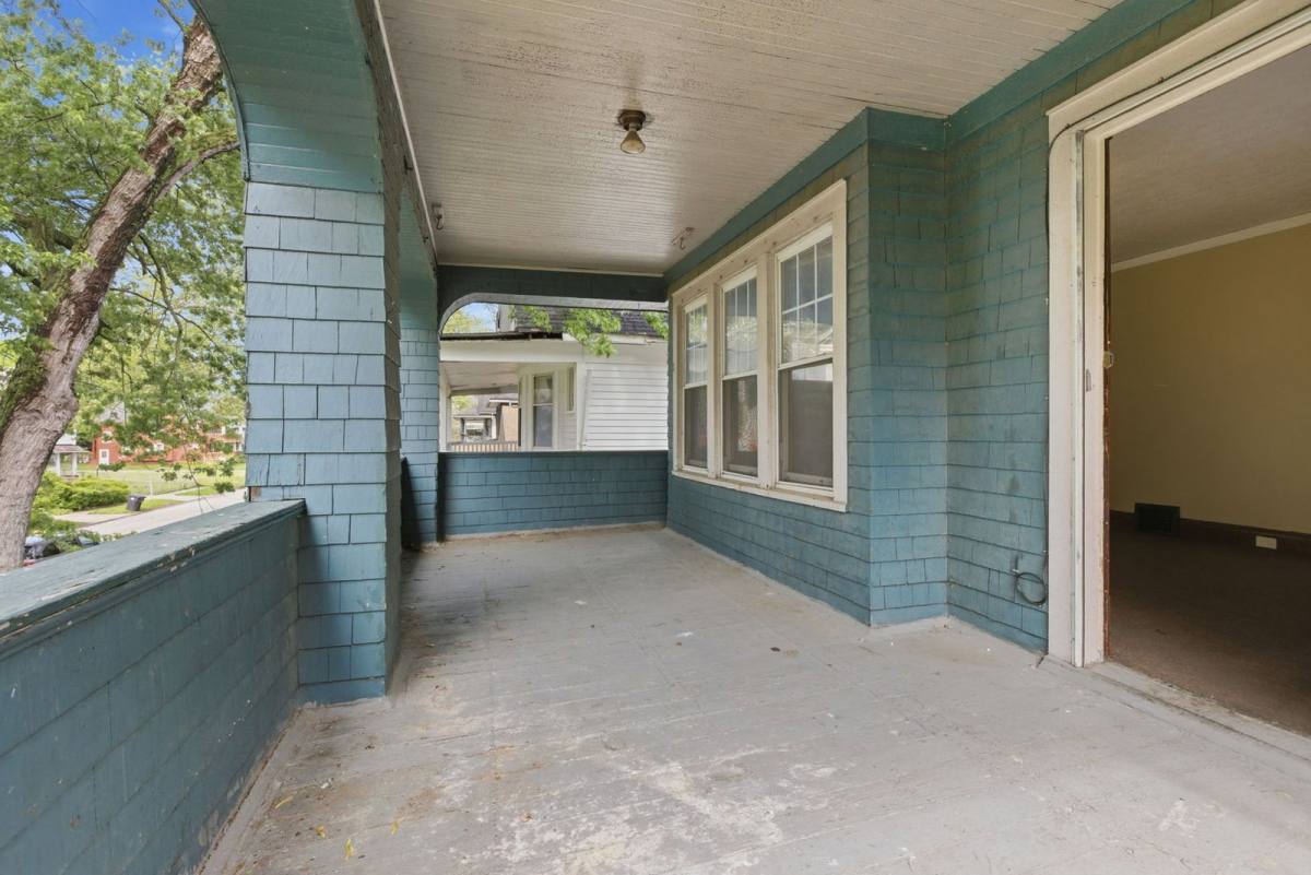 Apartment for rent at 13615 Earlwood Rd, Cleveland, OH 44110