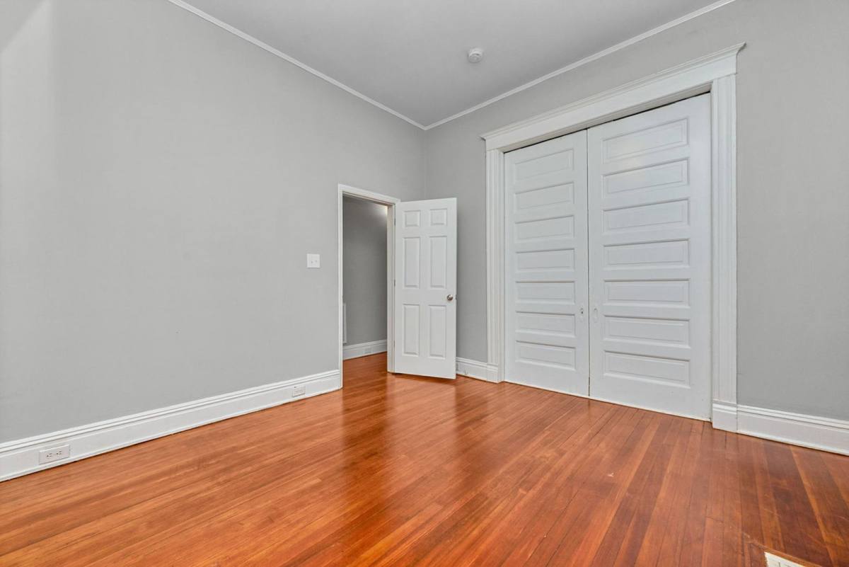 Apartment for rent at 2215 W Grace St #1, Richmond, VA 23220