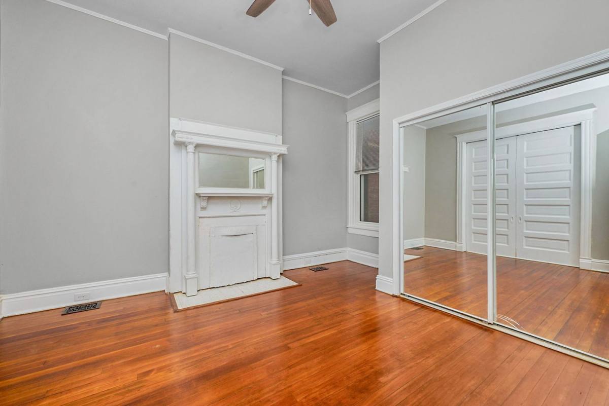 Apartment for rent at 2215 W Grace St #1, Richmond, VA 23220