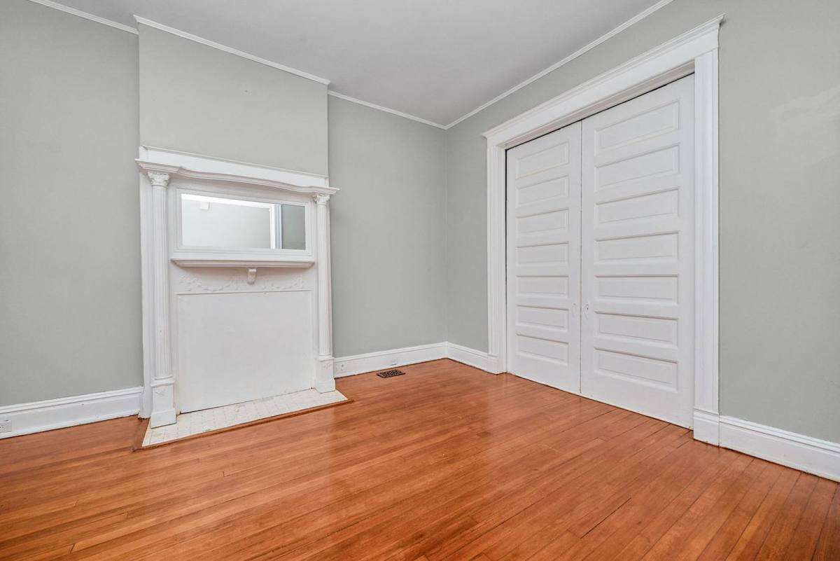 Apartment for rent at 2215 W Grace St #1, Richmond, VA 23220