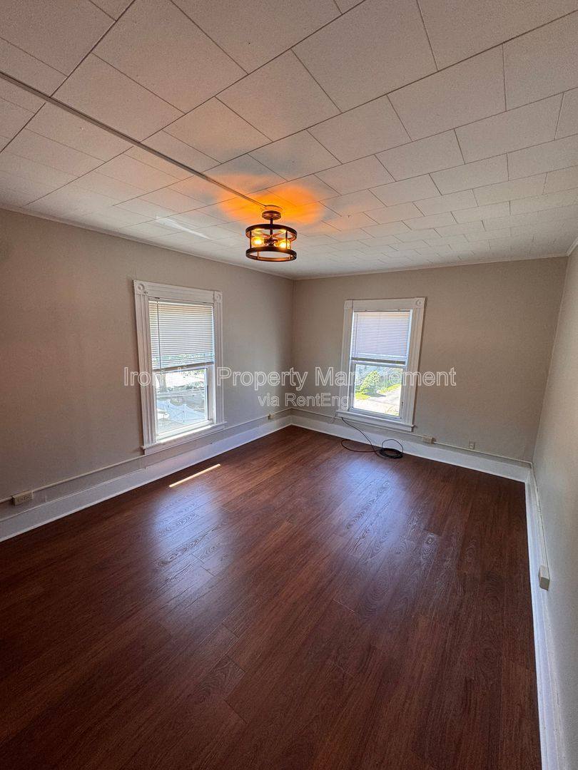 Apartment for rent at 76 Church St #2, Wallingford, CT 06492