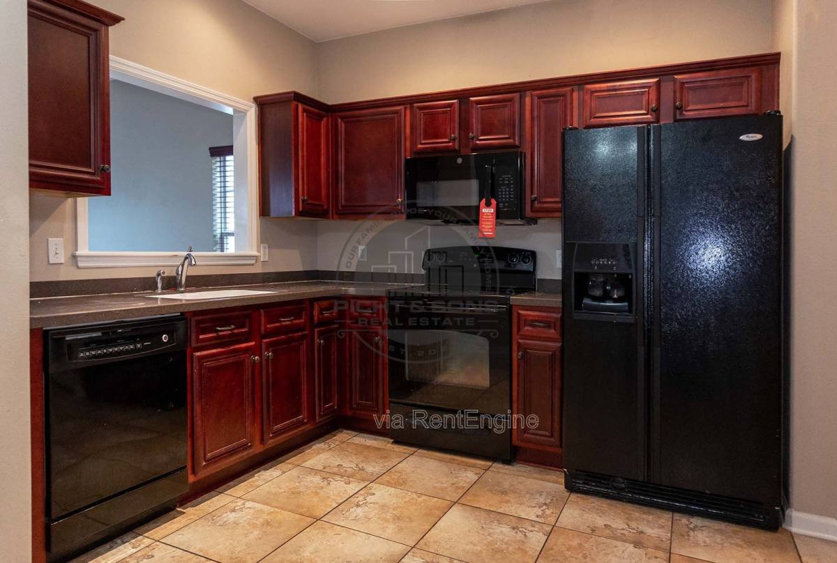 Townhouse for rent at 2295 Del Carmel Way, Tallahassee, FL 32303