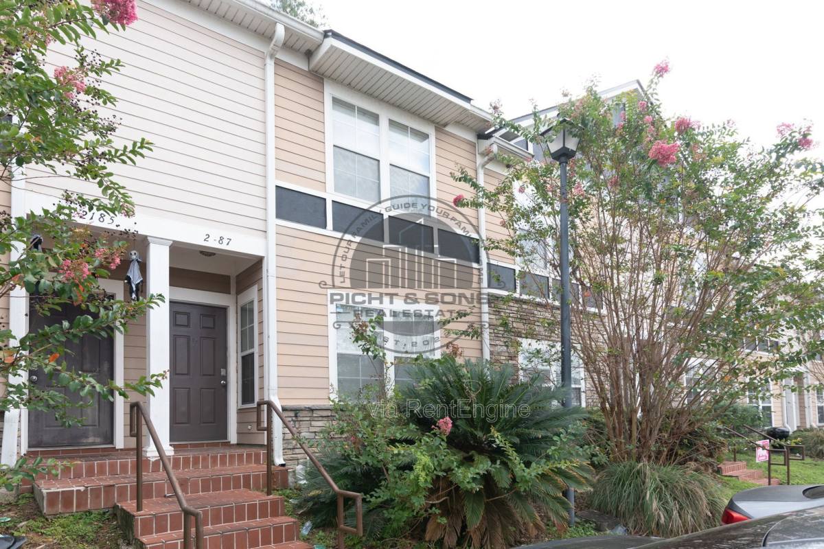 Townhouse for rent at 2295 Del Carmel Way, Tallahassee, FL 32303