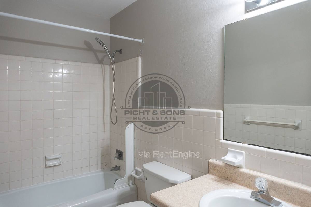 Apartment for rent at 414 Hayden Rd #G, Tallahassee, FL 32304