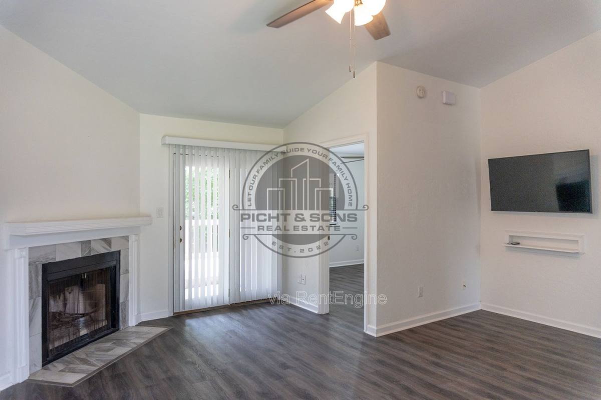 Apartment for rent at 3223 Albert Dr #1, Tallahassee, FL 32309