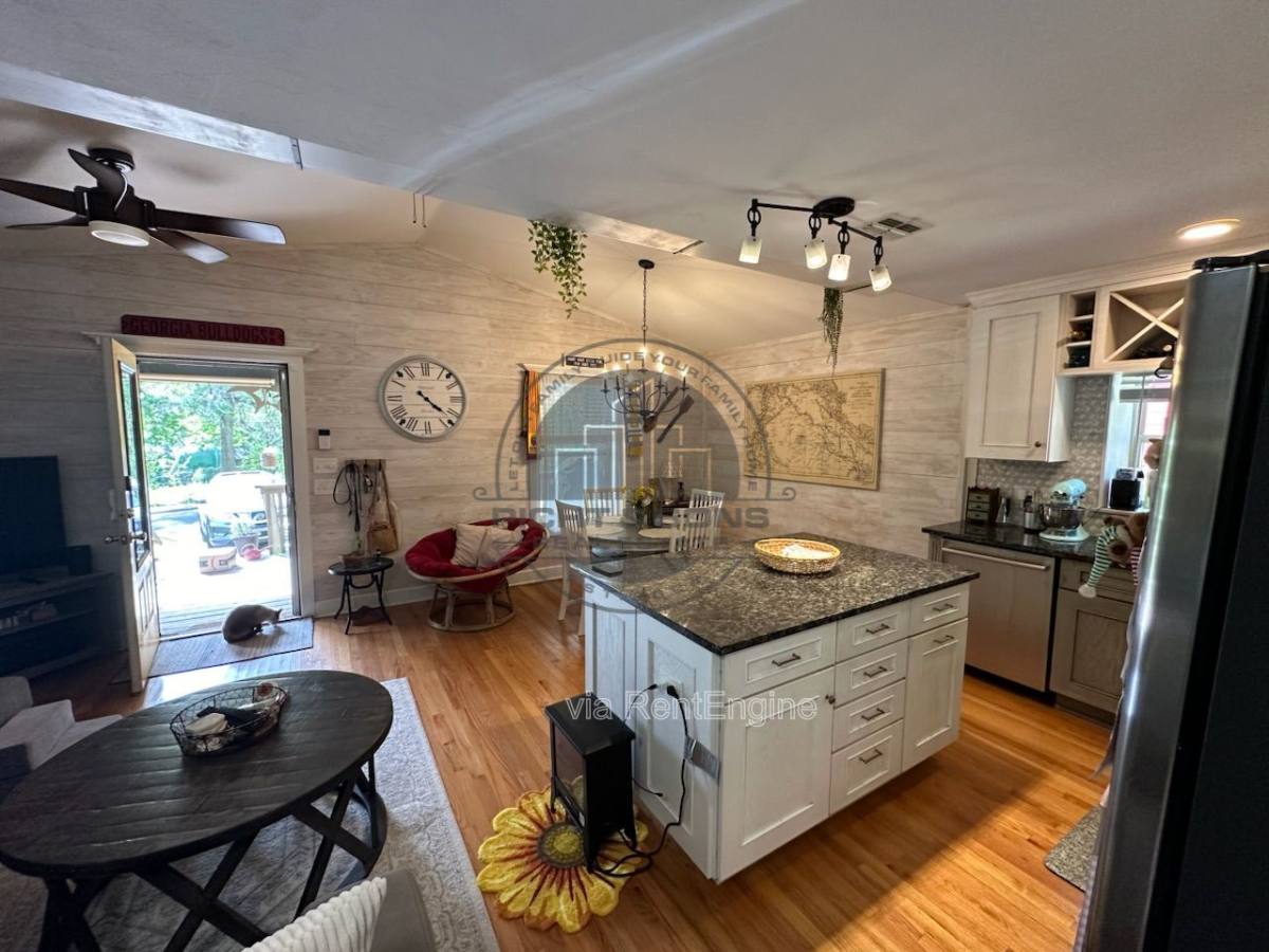 Apartment for rent at 1111 N Martin Luther King Junior Blvd #A, Tallahassee, FL 32303