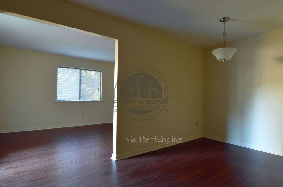 Apartment for rent at 406 Glenview Dr #11, Tallahassee, FL 32303