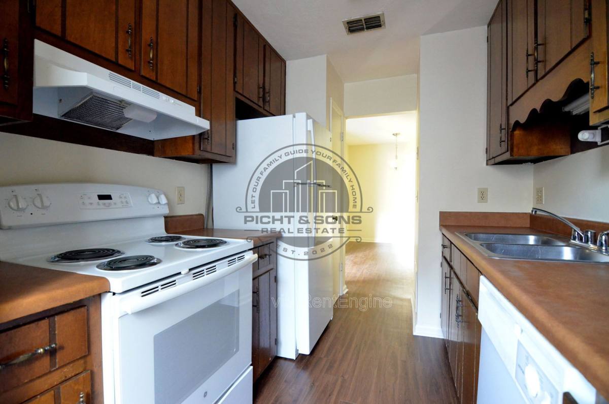 Apartment for rent at 406 Glenview Dr #11, Tallahassee, FL 32303