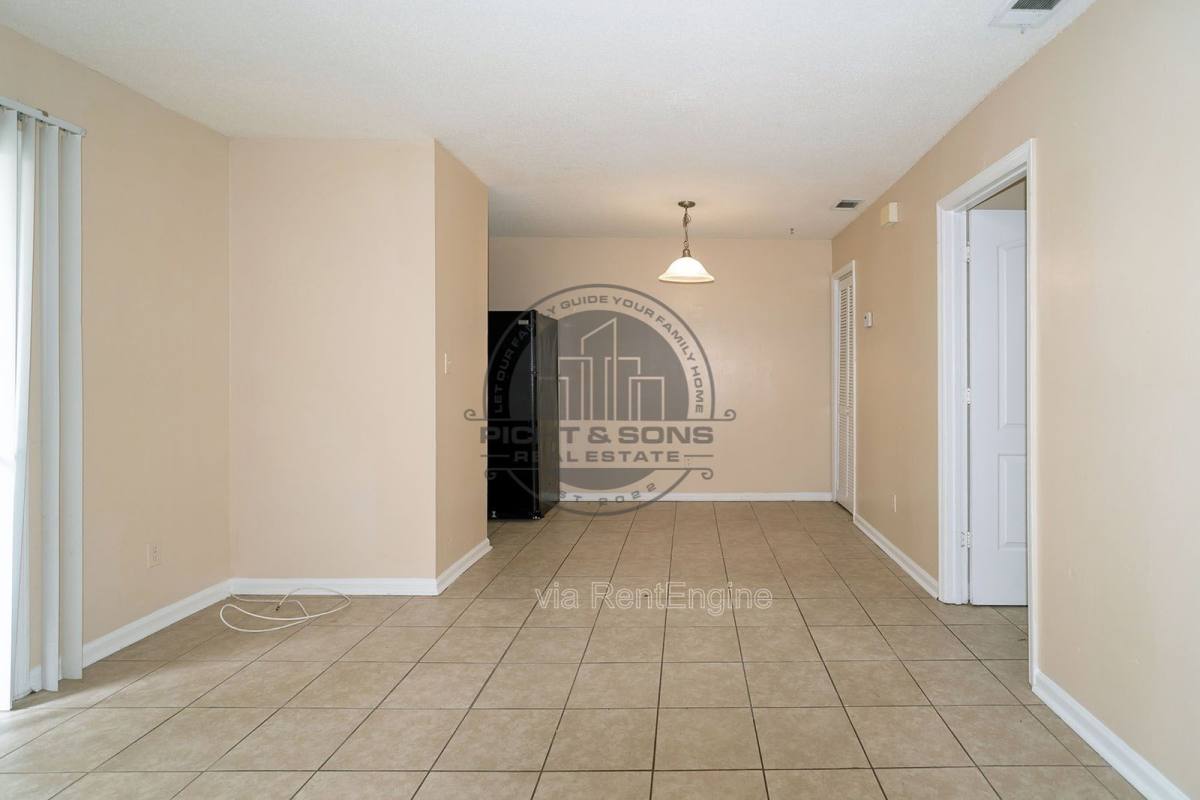 Apartment for rent at 836 Richmond St #10, Tallahassee, FL 32304