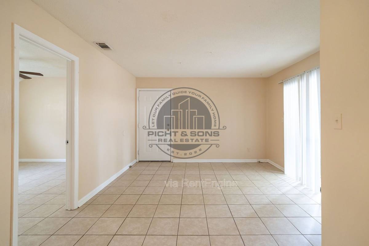 Apartment for rent at 836 Richmond St #10, Tallahassee, FL 32304