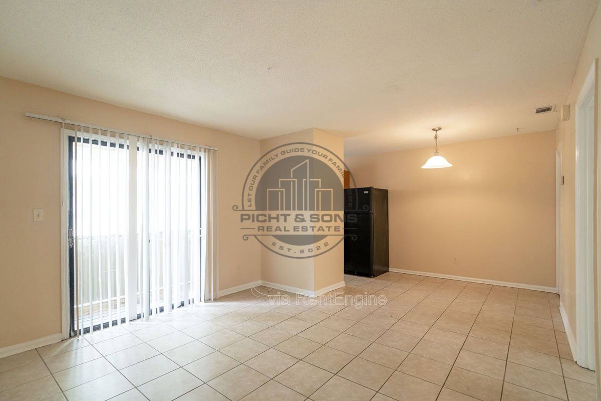 Apartment for rent at 836 Richmond St #10, Tallahassee, FL 32304