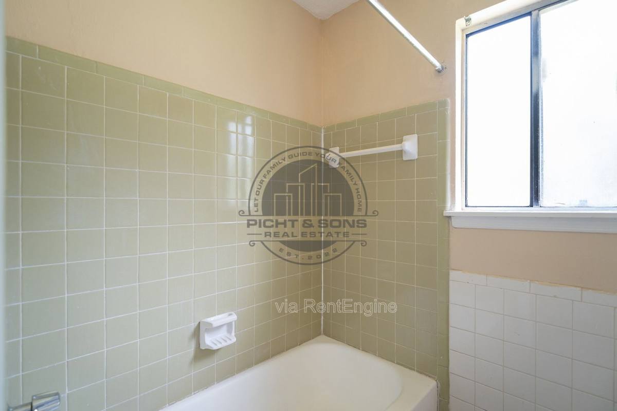 Apartment for rent at 836 Richmond St #10, Tallahassee, FL 32304