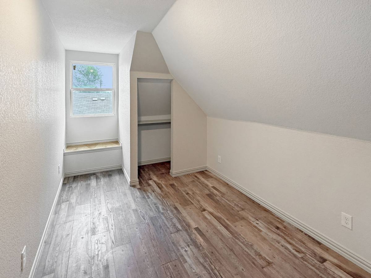Apartment for rent at 2424 McKinley Ave, Fort Worth, TX 76164