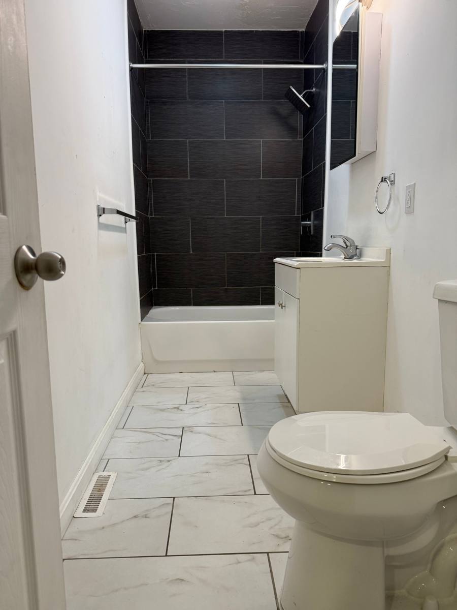 Apartment for rent at 69 Catharine St #1, Worcester, MA 01605