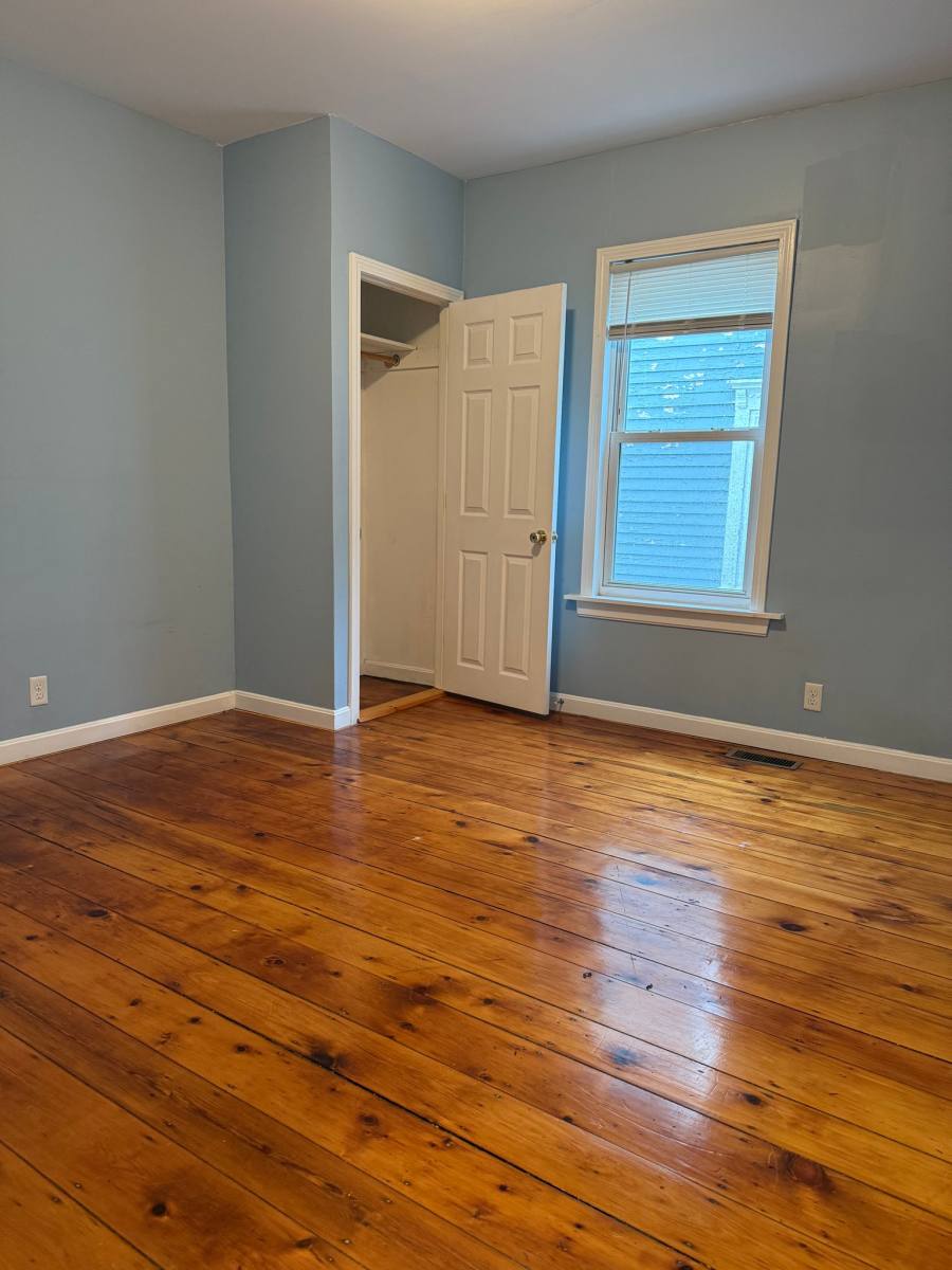 Apartment for rent at 69 Catharine St #1, Worcester, MA 01605
