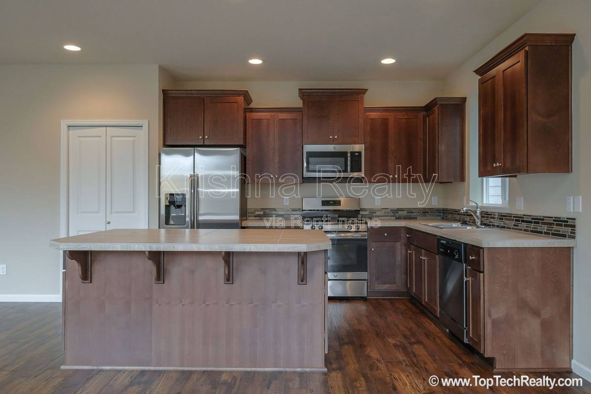 House for rent at 7252 NW Dusty Terrace, Portland, OR 97229