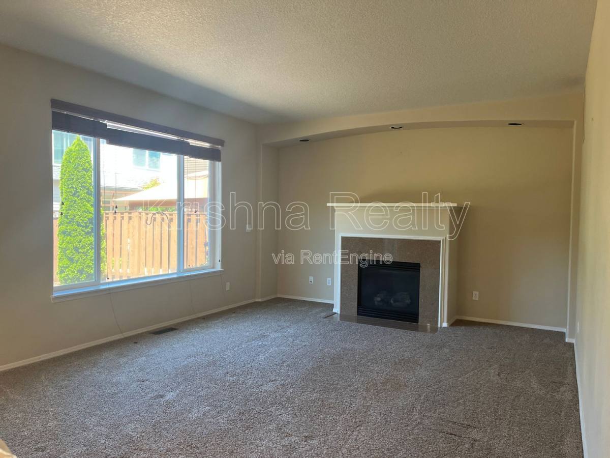 House for rent at 473 NE 61st Place, Hillsboro, OR 97124