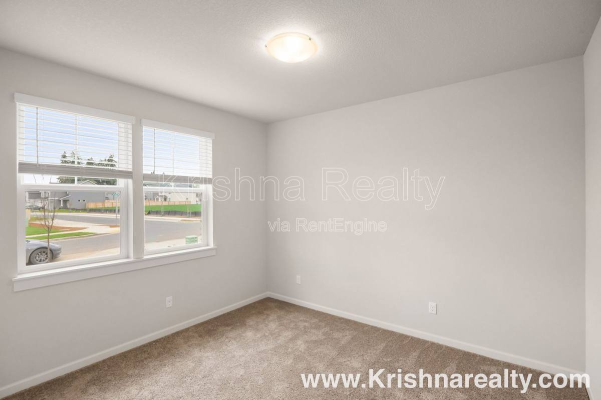 House for rent at 1004 S 31st Ave, Cornelius, OR 97113