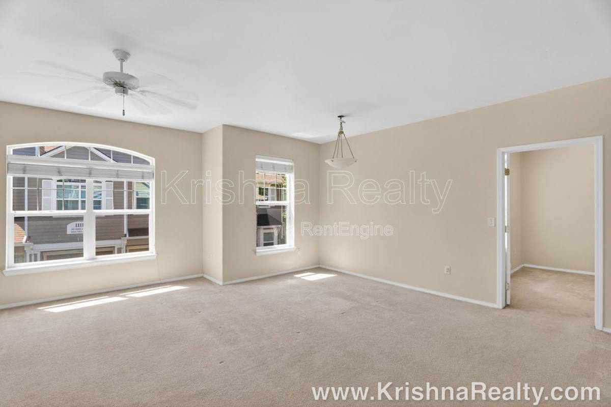 Condo for rent at 1175 NE 64th Lane #1109, Hillsboro, OR 97124