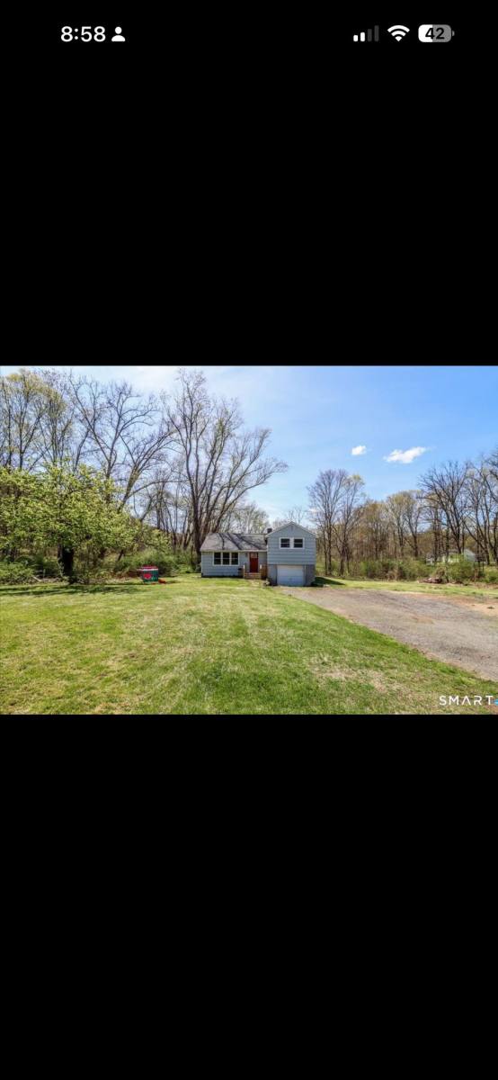 House for rent at 55 Park Lane E, New Milford, CT 06776