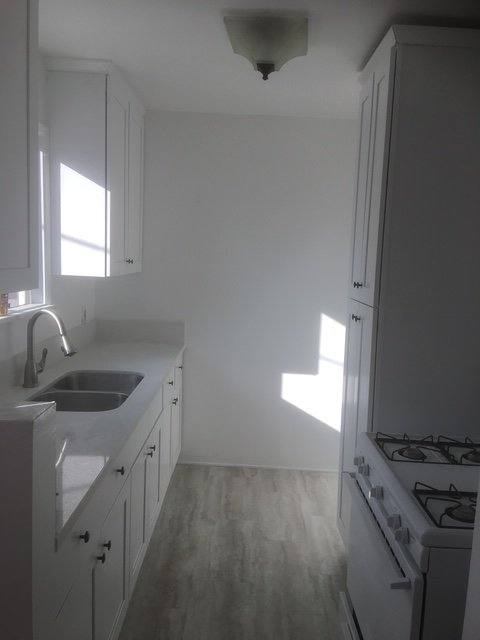 Apartment for rent at 4261 1 2 Garthwaite Ave #NONE, Los Angeles, CA 90008